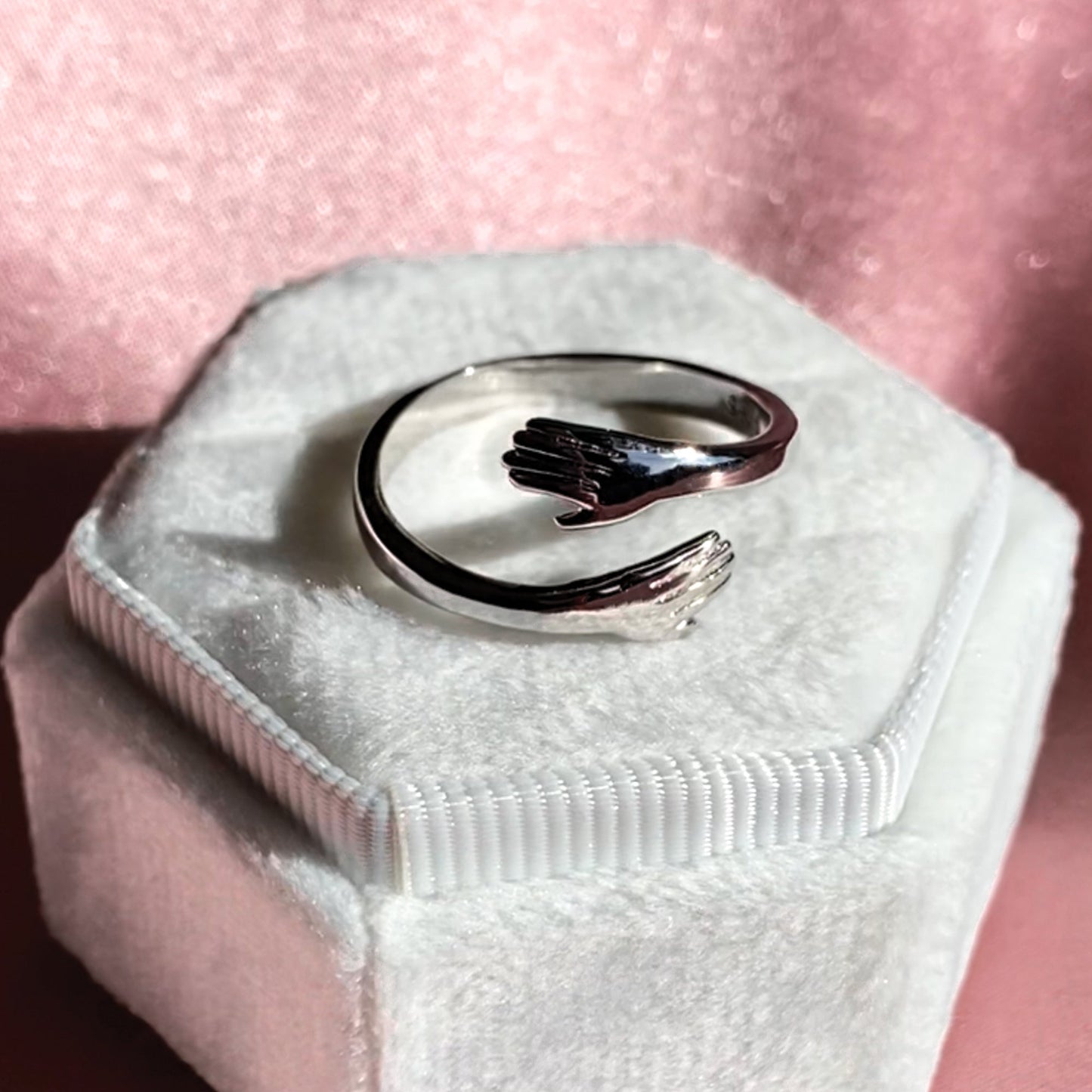 Anello Abbraccio in Argento Sterling