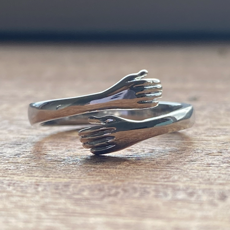 Anello Abbraccio in Argento Sterling